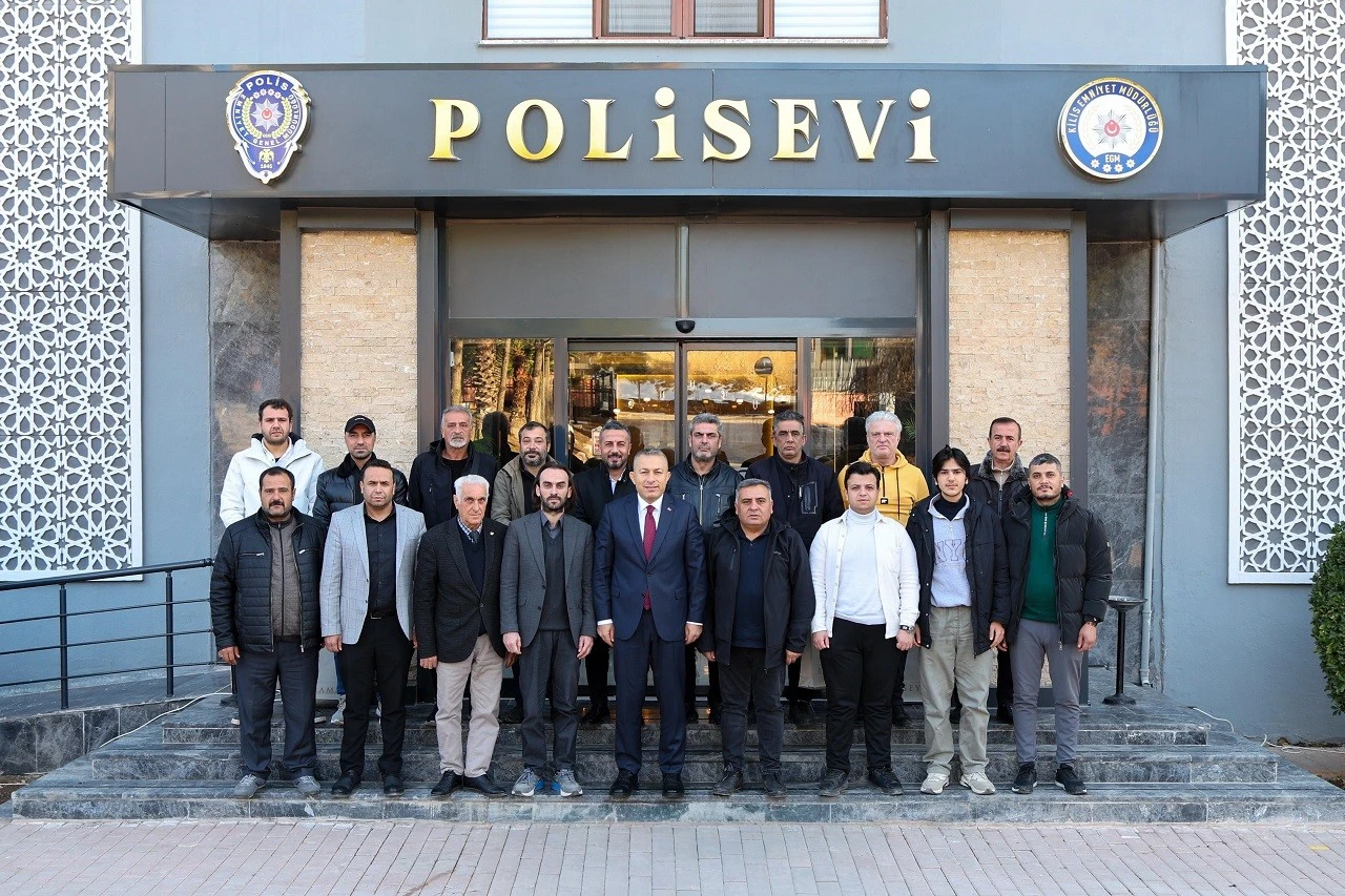 Kilis&rsquo;te Gazetecilerle Samimi Buluşma: Vali Şahin Helallik İstedi