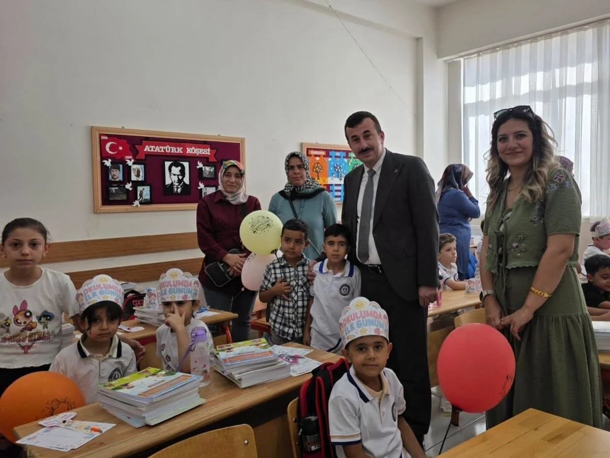 Kilis&rsquo;te İlk G&uuml;n Heyecanı: 10 Bin &Ouml;ğrenci İ&ccedil;in Uyum Haftası Başladı