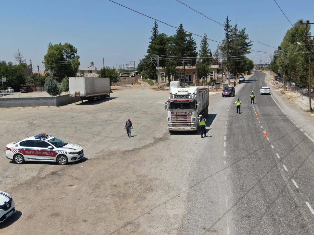 Kilis&rsquo;te Jandarmadan Havadan Takip! Trafik İhlalleri Drone&rsquo;la Denetleniyor