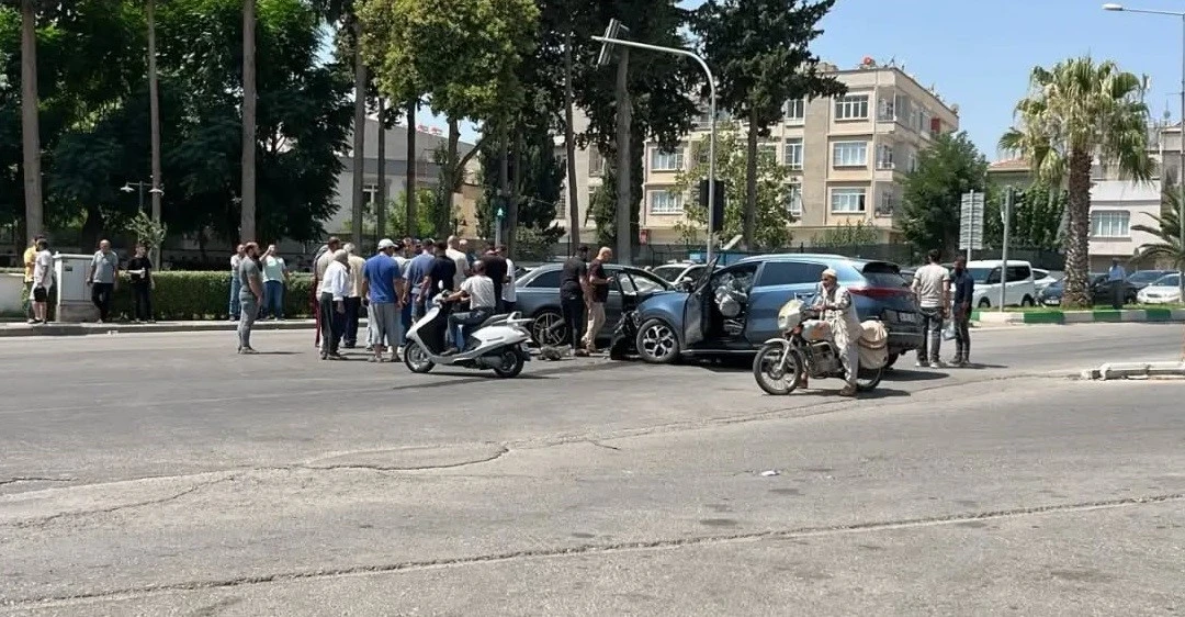  Kilis&rsquo;te Korkutan Kaza! İki Ara&ccedil; &Ccedil;arpıştı