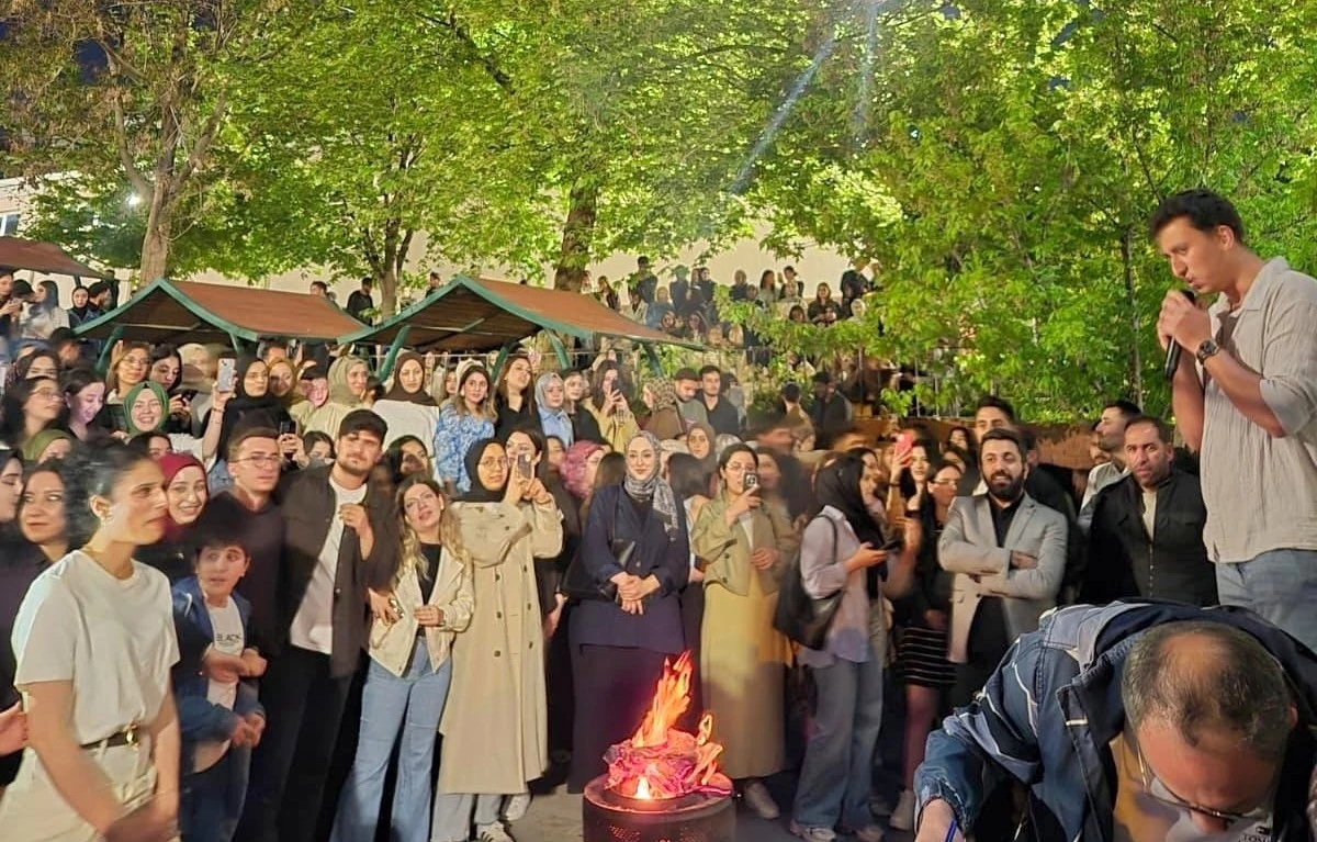  Kilis&rsquo;te M&uuml;zik Coşkusu Konser B&uuml;y&uuml;k İlgi G&ouml;rd&uuml;!