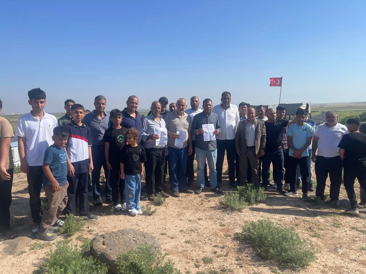 Kilis&rsquo;te Salhan Mezrası&rsquo;nda K&ouml;yl&uuml;ler &Ccedil;aresiz, Yıkım İ&ccedil;in Geri Sayım Başladı