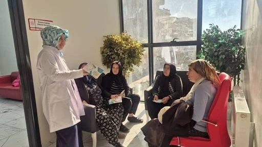 Kilis&rsquo;te Serviks (Rahim Ağzı) Kanseri Farkındalık Ayı Etkinlikleri D&uuml;zenlendi