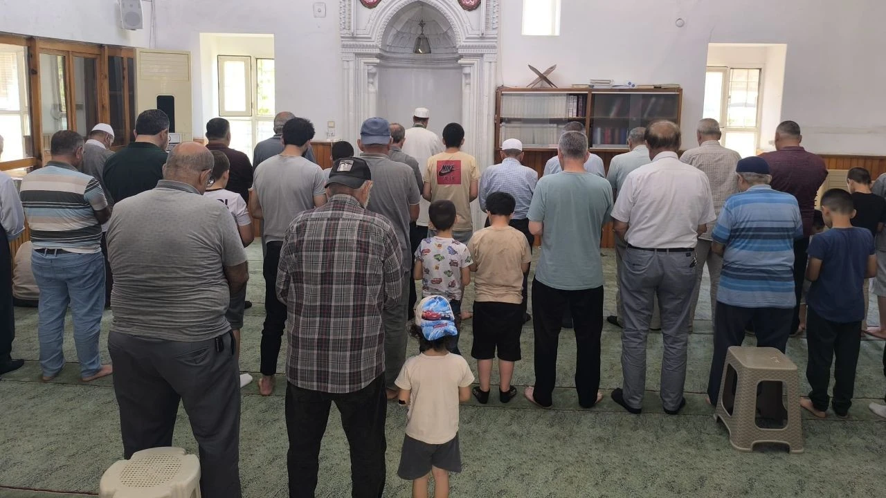 Kilis ve İl&ccedil;elerinde 14 Temmuz 2026 Salı Namaz Vakitleri
