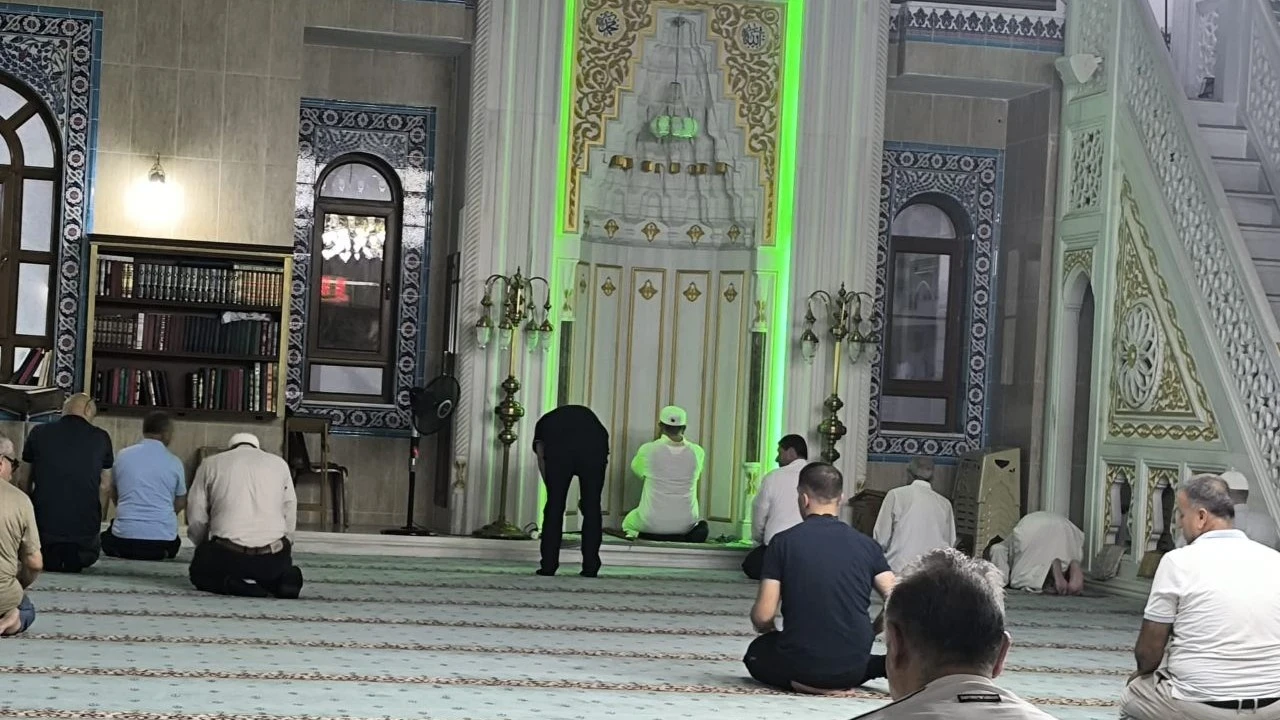 Kilis ve İl&ccedil;elerinde 16 Temmuz 2026 Perşembe Namaz 