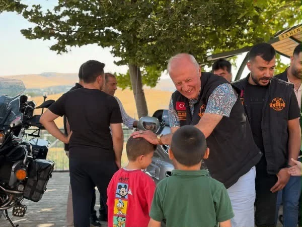 Kilisli Motosiklet&ccedil;ilerden Alkışlanacak Hareket