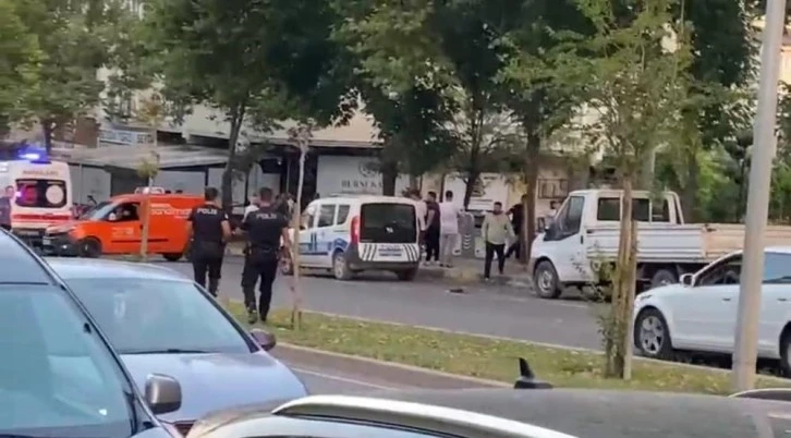 Lüks sitede taşlı ve sopalı kavga: 3 yaralı