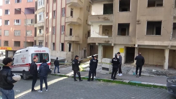 Metruk binada genç bir kızın cesedi bulundu