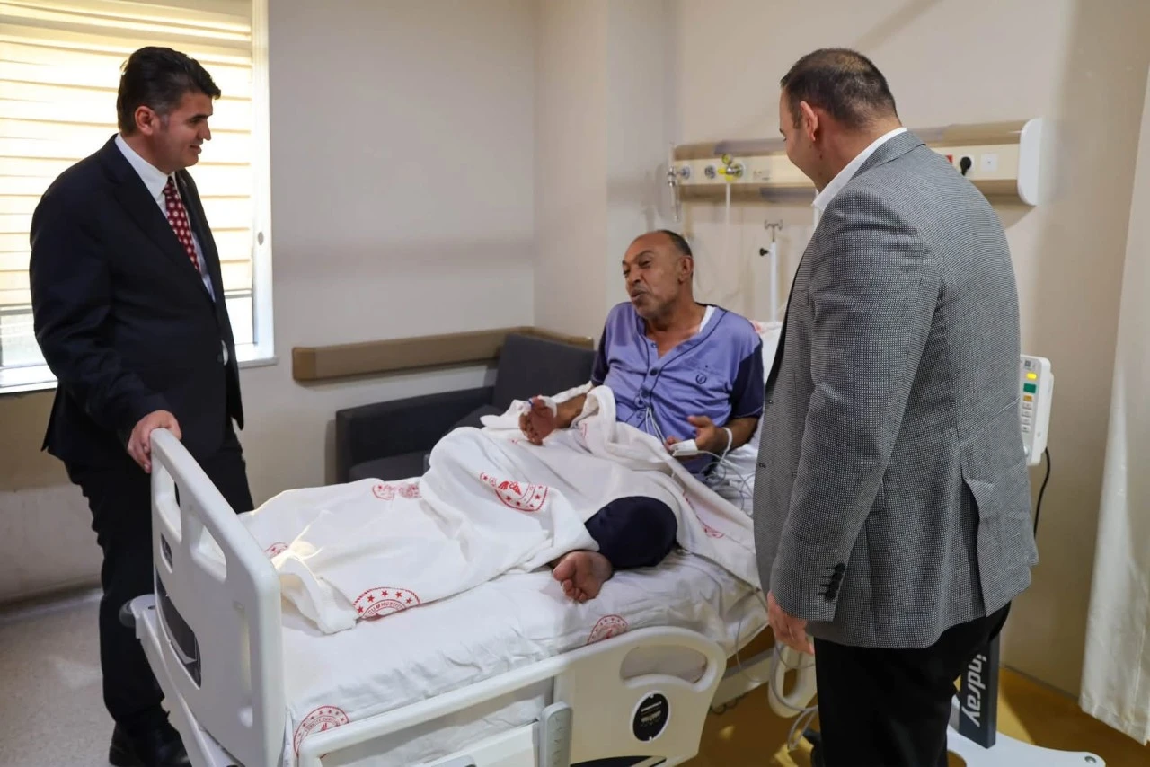 Vali Kalaylı ve Başkan Bilecen&rsquo;den Ziraat Odası Başkanı İbrahim Kara&rsquo;ya Ge&ccedil;miş Olsun Ziyareti