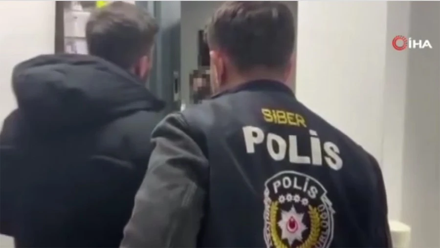 Vatandaşların kimlik bilgilerini para karşılığı satan çeteye operasyon: 68 gözaltı