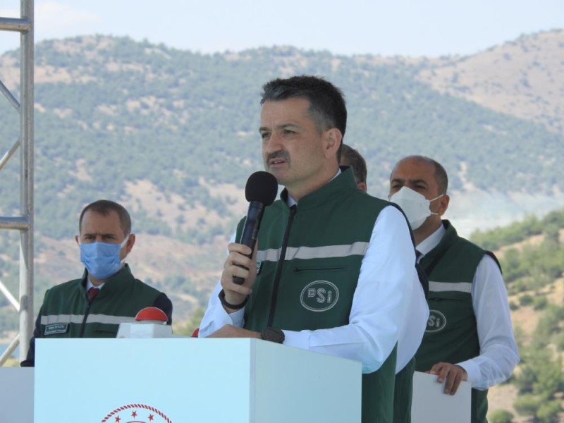 BAKAN  BEKİR PAKDEMİRLİ;  "KİLİS'İN 2050 YILINA KADAR SU İHTİYACINI AFRİN BARAJI KARŞILAYACAK!"