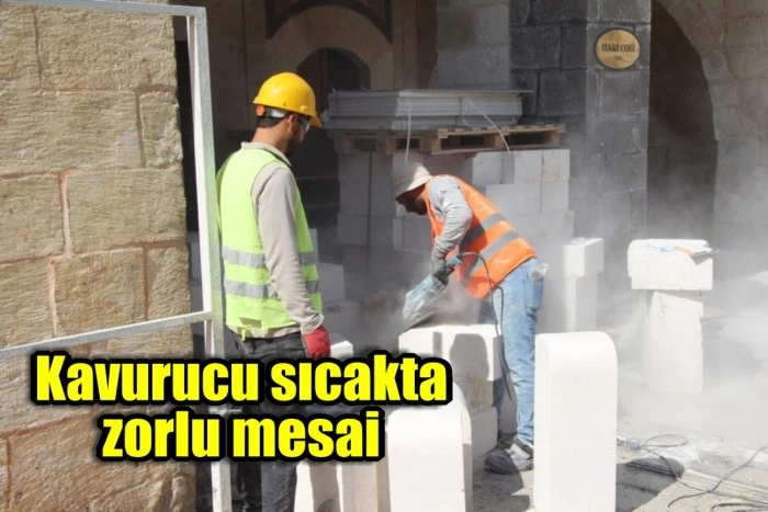 Kavurucu sıcakta zorlu mesai