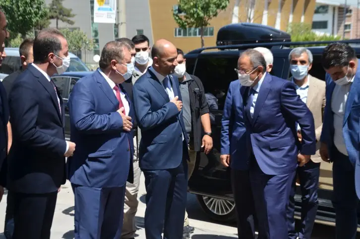 MEHMET ÖZHASEKİ KİLİS ZİYARETİNDE KONUŞTU! CHP GENEL BAŞKANINA SESLENDİ!