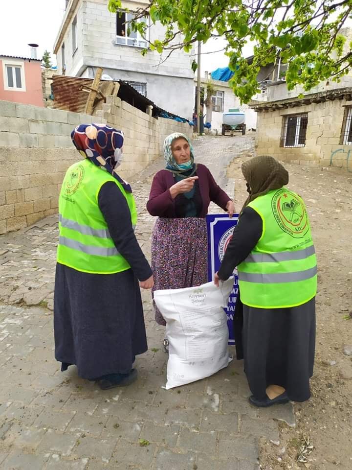 MUHAMMED REMZİ SUMMAK KURAN KURSU DUR DURAK BİLMEDEN ÇALIŞIYOR