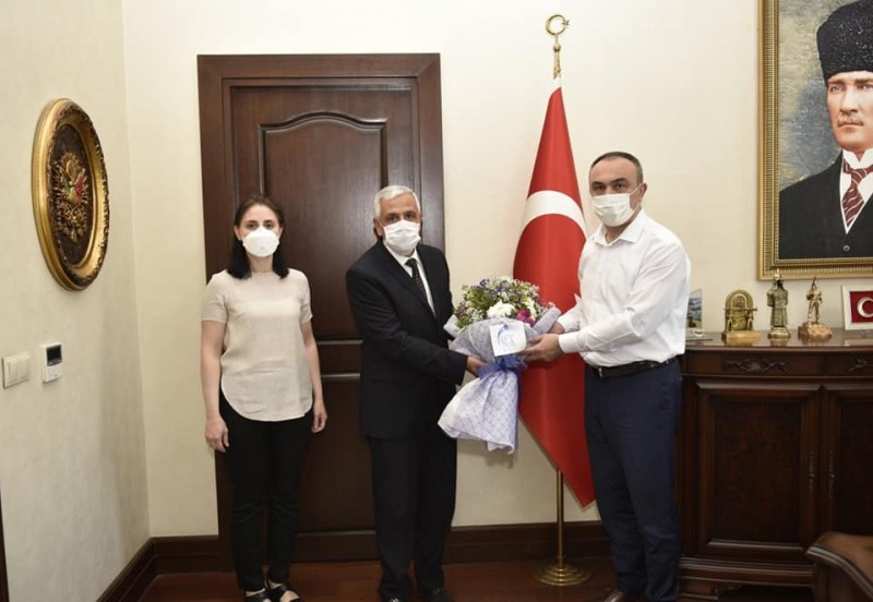 SGK HAFTASINDA ÖNCE ATATÜRK ANITINA ÇELENK SONRA VALİ ZİYARETİ