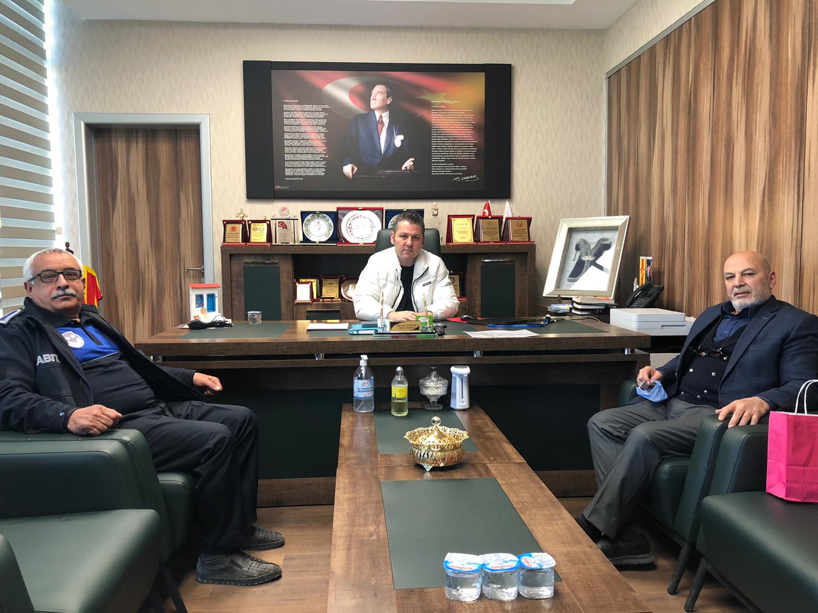 ERKMEN, ŞEKEROĞLU'NA BELEDİYENİN ÇALIŞMALARINI ANLATTI