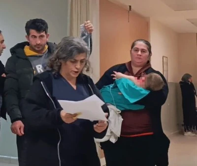 1,5 Yaşındaki Bebeğin &Uuml;zerine Kaynar Su D&ouml;k&uuml;ld&uuml;