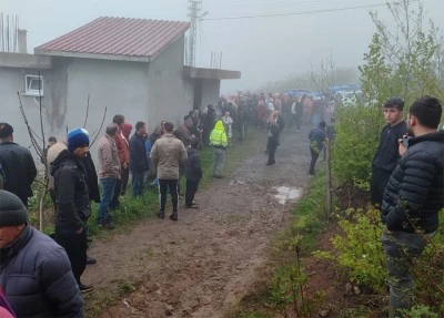 1 çocuk annesi genç kadın, ağaca asılı halde ölü bulundu