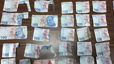 1 milyon 100 bin dolarlık sahte banknot ele geçirildi