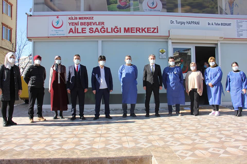 HALK SAĞLIĞI GENEL MÜDÜR YARDIMCISI VE SAĞLIK İL MÜDÜRÜ AŞILARINI OLDU