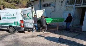 16 yaşındaki Dilber, kardeşinden silahı almak isterken vurulmuş