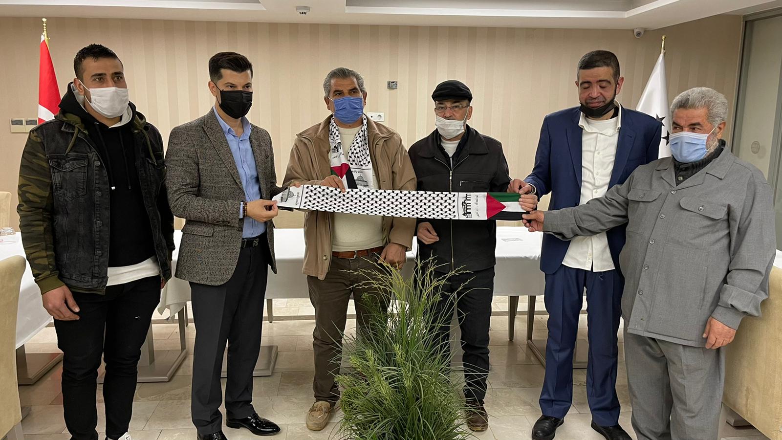 FİLİSTİNLİ AİLELER İLE BERAT KANDİLİ OLEA OTEL'DE KUTLANDI
