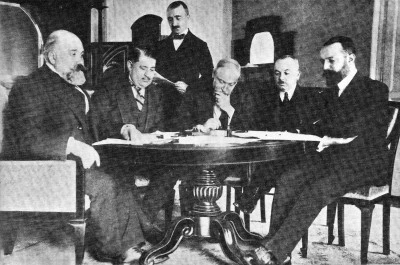 1912 — Trablusgarp Savaşı resmen sona erdi