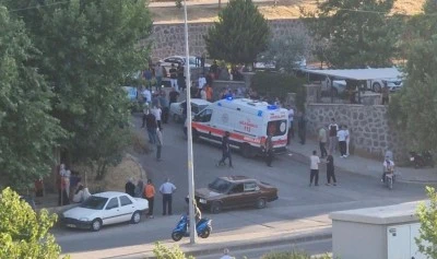 2 kardeşe sokak ortasında silahlı saldırı