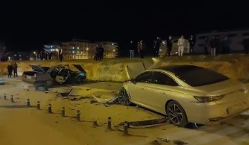 2 otomobil çarpıştı: 7 yaralı