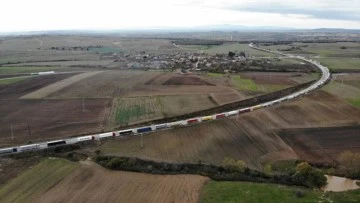 20 Kilometrelik Tır Kuyruğu 