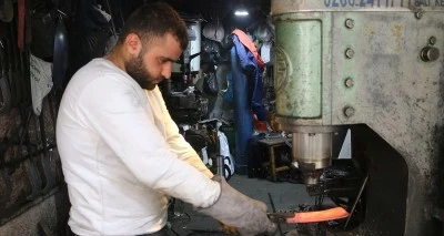 200 derece sıcakta ekmek mücadelesi
