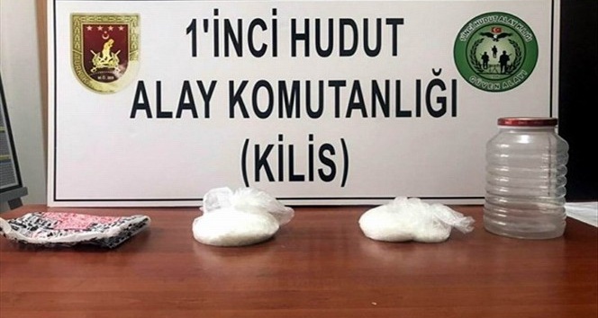 SINIRDA 852 GRAM METAMFETAMİN YAKALANDI