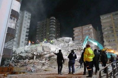 42 kişinin öldüğü Ekim Apartmanı davasında sanıklara 22 yıl 6'şar ay hapis talebi