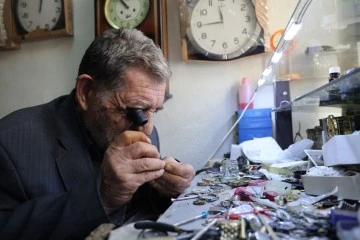 65 yıldır ’zamanı’ ayarlıyor