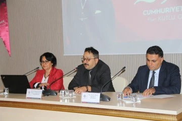 7 Aralık Üniversitesi’nde “Cumhuriyet’in Yüzüncü Yılı” paneli düzenlendi