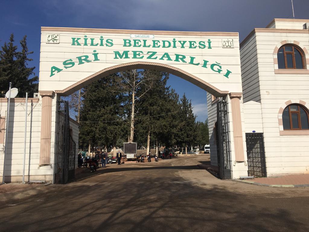 KİLİS BELEDİYE MEZARLIĞI GENİŞLİYOR