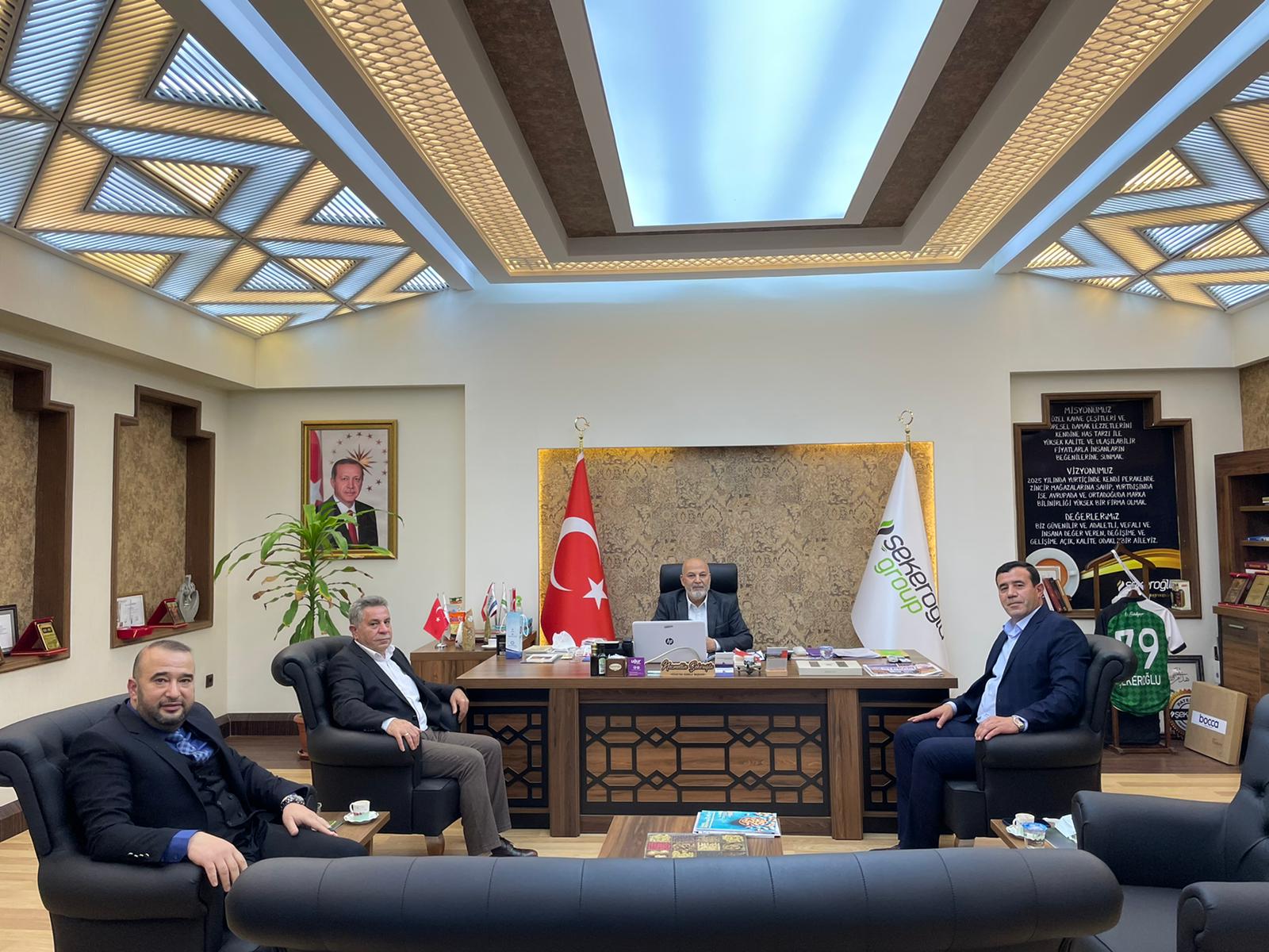 ŞEKEROĞLU, KİLİS BELEDİYESPOR’A FORMA SPONSORU OLDU