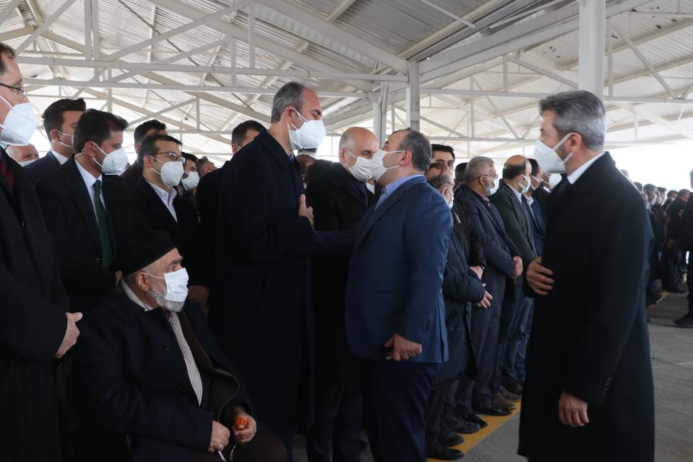 ADALET BAKANI GÜL'ÜN ANNESİ SON YOLCULUĞUNA UĞURLANDI