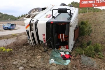 Akaryakıt tankeri devrildi: 1 yaralı