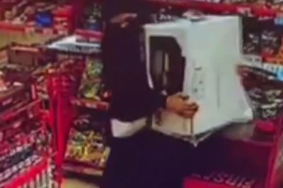 Akılalmaz hırsızlık: 15 yaşındaki çocuk çarşaf giyip marketten airfryer çaldı