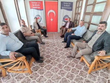 AKKURT, EĞİTİM-BİR-SEN’LE GÖRÜŞTÜ