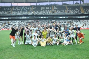 ALG Spor final kapısını araladı