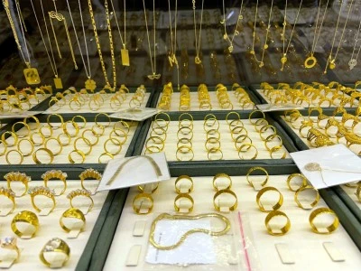 Altın yeniden yükselişte: Gram 4.400 TL, Çeyrek 7.380 TL'ye çıktı