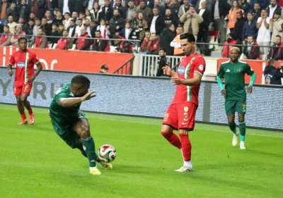 Amed Sportif, Esenler Erokspor’u geriden gelip yıktı: 2-1