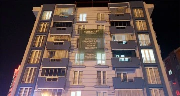 Apartman toplantısında silah ve bıçaklar konuştu: 4 yaralı