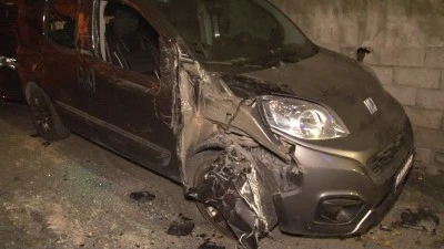 Ara sokağa dalan vinç ortalığı savaş alanına çevirdi