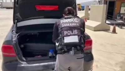 Araca gizlenmiş metamfetamine el konuldu