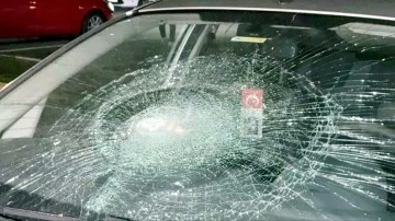 Aracına zarar veren şahıslardan şikayetçi oldu