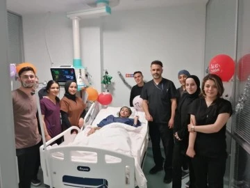 Asrın felaketinin fedakar kahramanları sağlık çalışanları