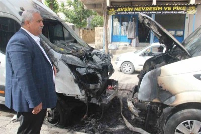 Aynı mahallede 9 araç kundaklandı